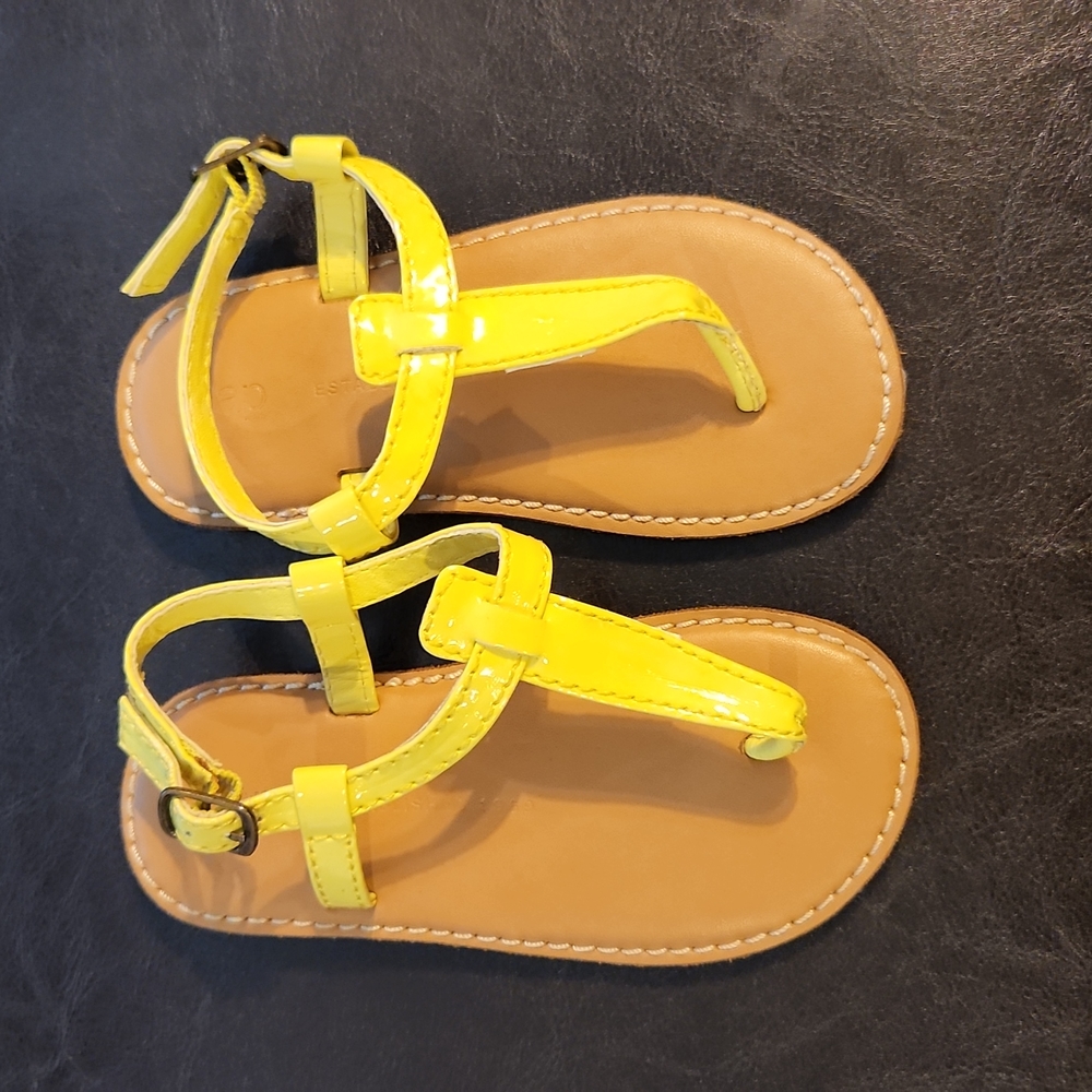 Gap sandals Yellow patent leather
